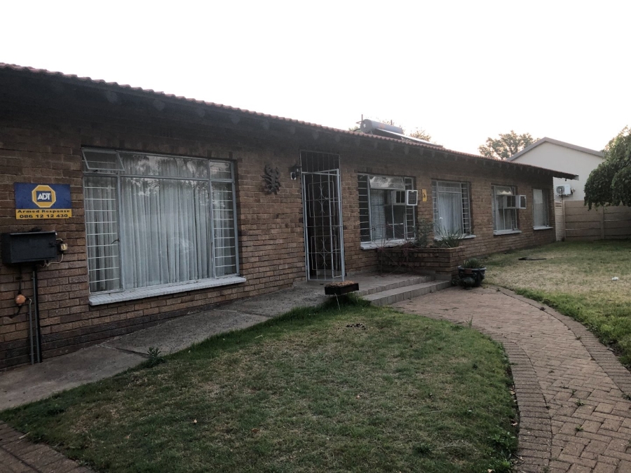 4 Bedroom Property for Sale in Vaalpark Free State